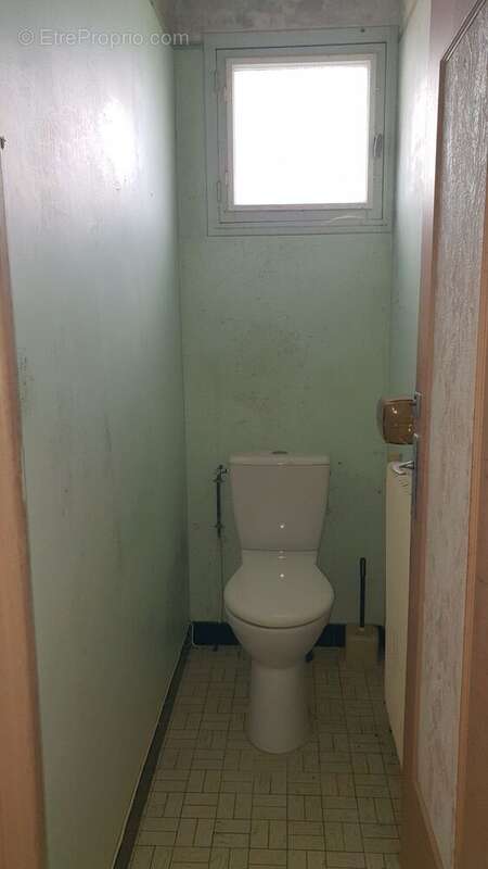 m WC pe - Maison à TRIE-SUR-BAISE