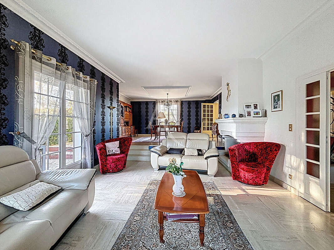 Maison à BOUCHEMAINE