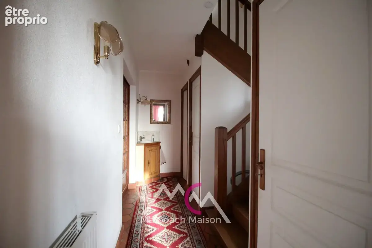 PLESSE centre, belle maison néo bretonne sur sous-sol - photo 8