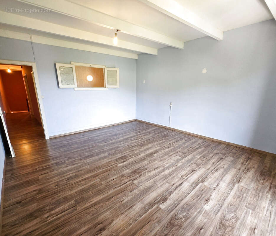 Maison de village grand garage - photo 8