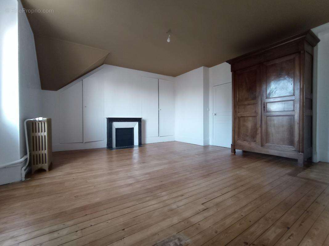 Maison 300 m² à Melun  - photo 21