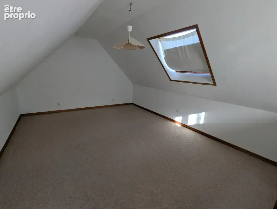 125 m² : maison principale 85 m² + son habitation secondaire 40 m², a vendre a couloisy (60350) - - photo 11