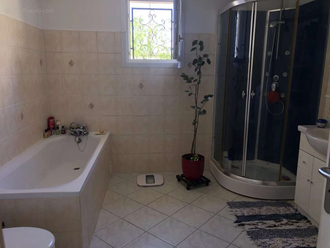 Maison à BAZOCHES-SUR-LE-BETZ