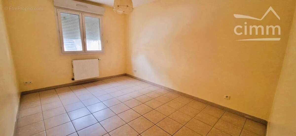 Appartement à LA TOUR-DU-PIN