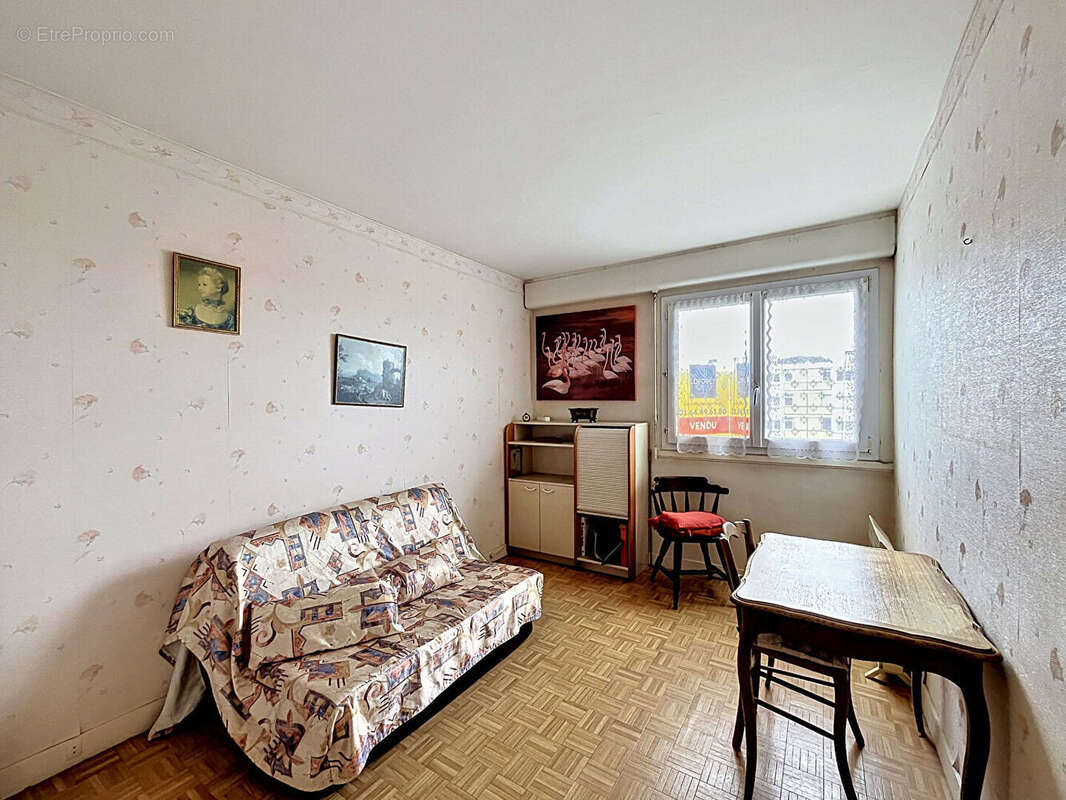 Appartement à SAINT-MICHEL-SUR-ORGE