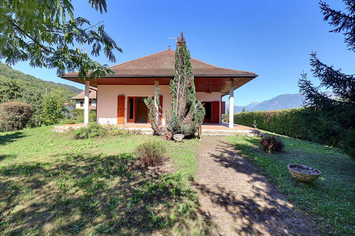 Maison à CHAPAREILLAN