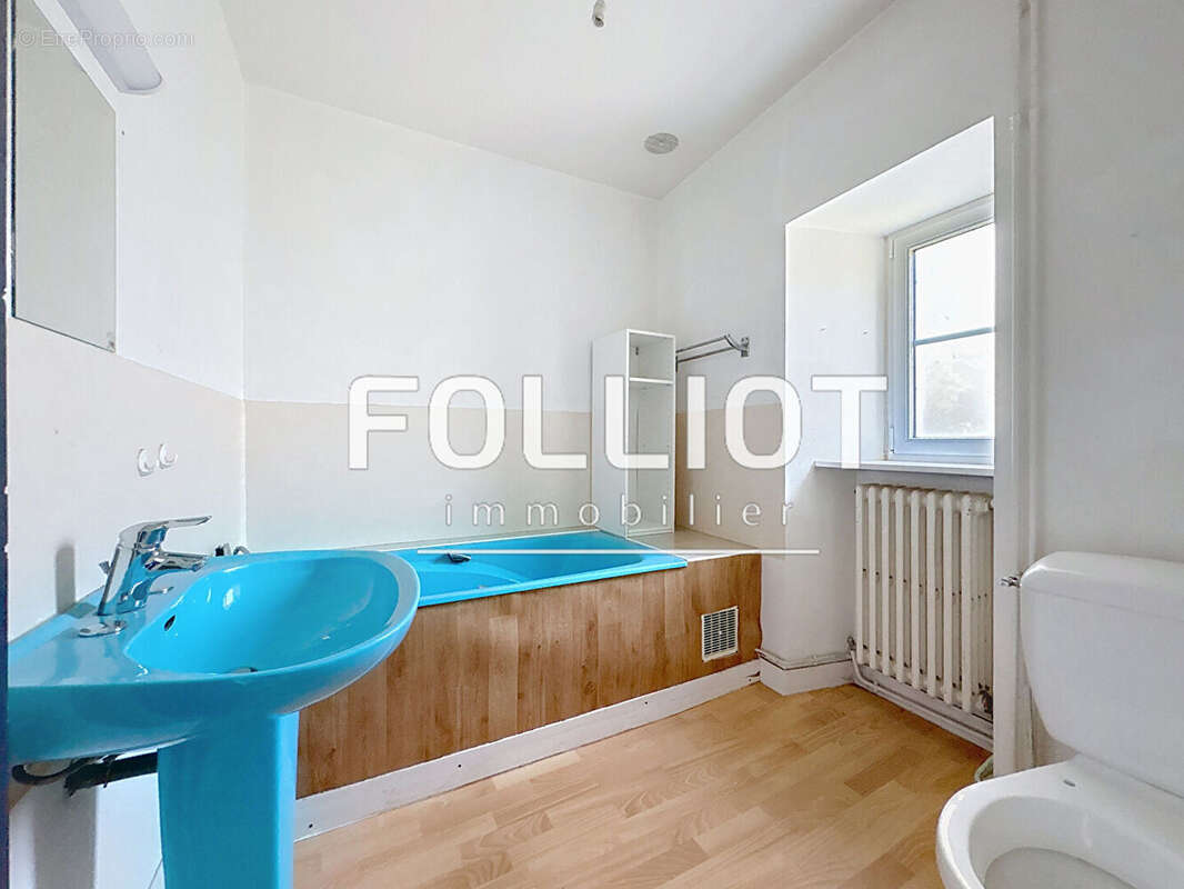 Maison à TESSY-SUR-VIRE