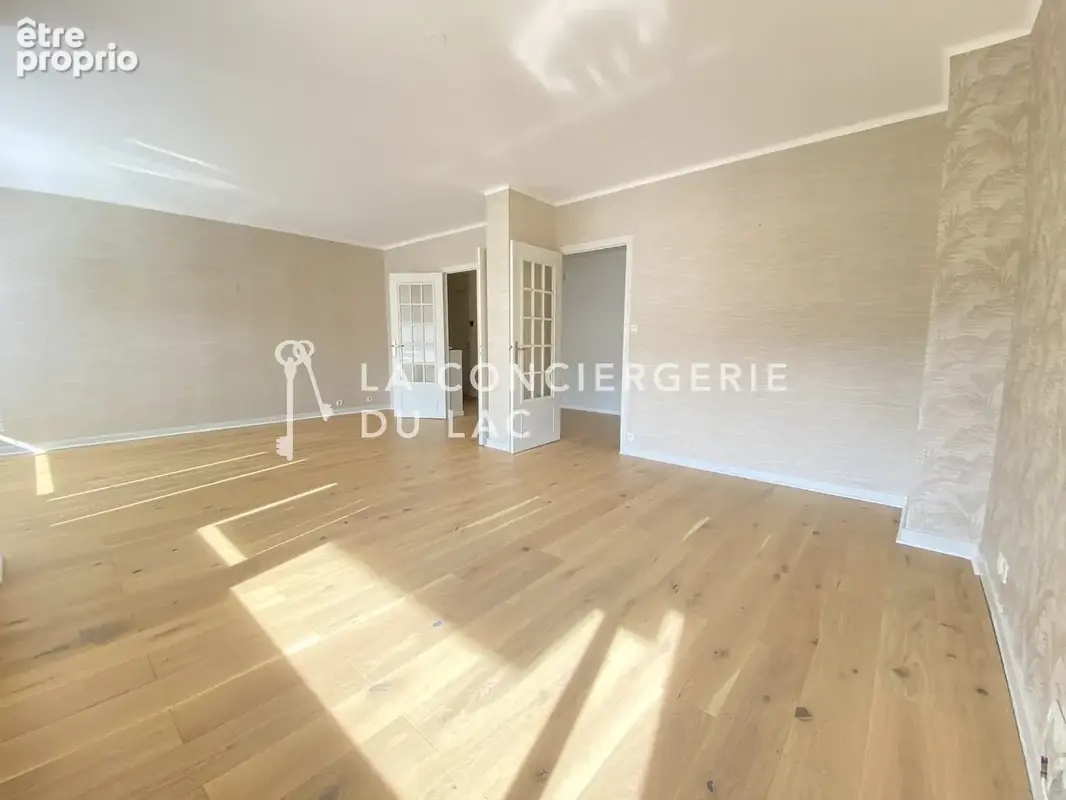 Centre Ville d'Annecy / Quartier Bonlieu / 5 pièces de 104 m2 plein Sud avec Clim - photo 3