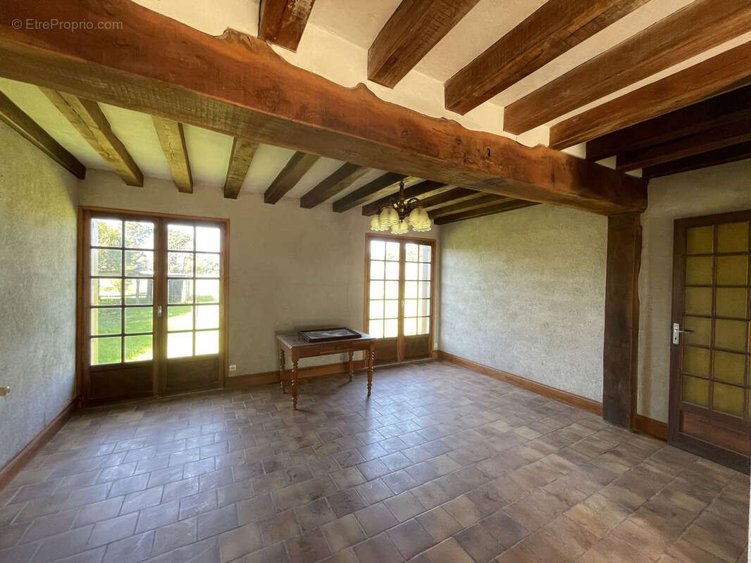 Maison à SOULAINES-SUR-AUBANCE