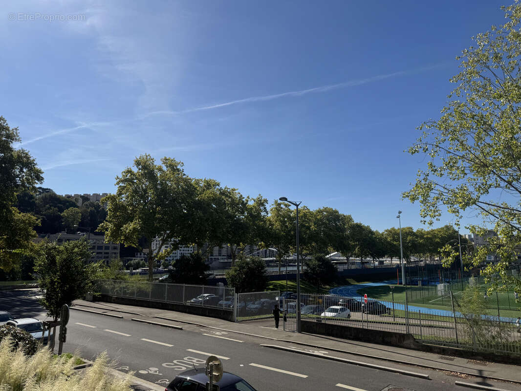 Appartement à LYON-9E