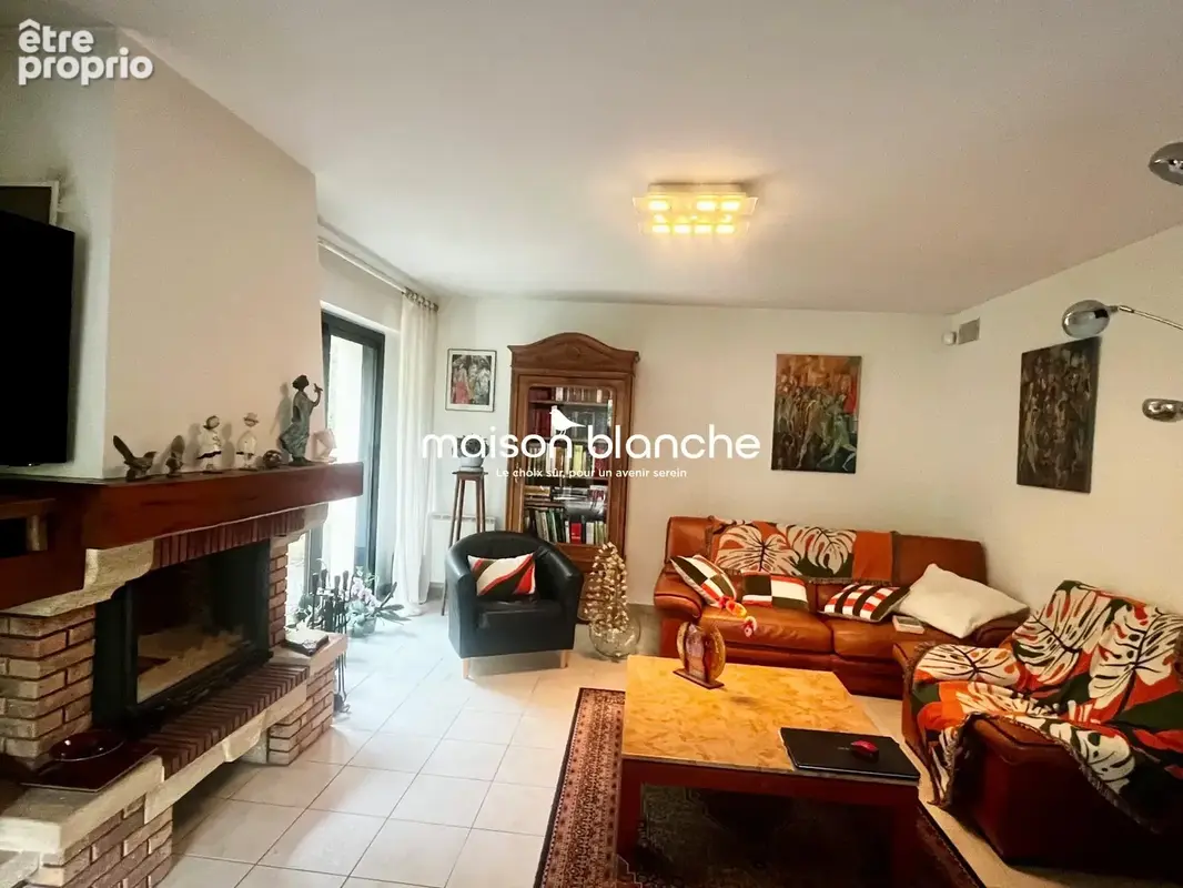 Maison 7 pièces 160 m² à vendre à Feneu (49460) - photo 4