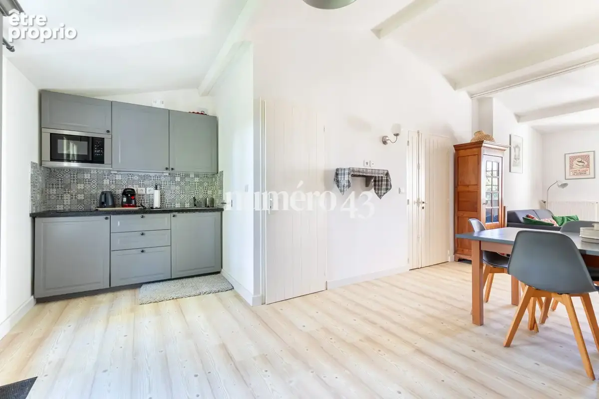 Maison 10 pièces 230 m² à vendre à Cissac-Medoc (33250) - photo 9