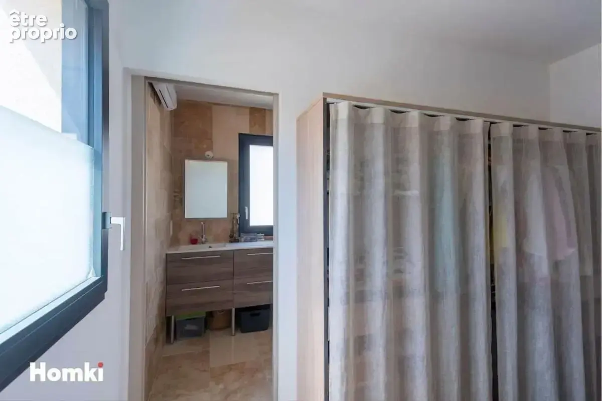 Maison/Villa T5 de 134 m² à L'Isle-sur-la-Sorgue 84800 - photo 13