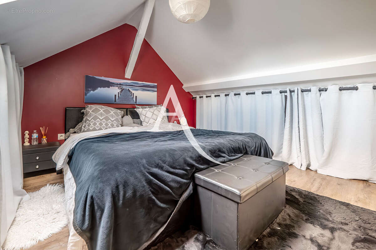 Maison à LIMEIL-BREVANNES