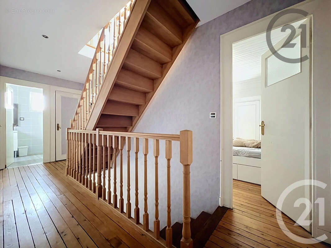 Maison 140 m² à Reims  - photo 12
