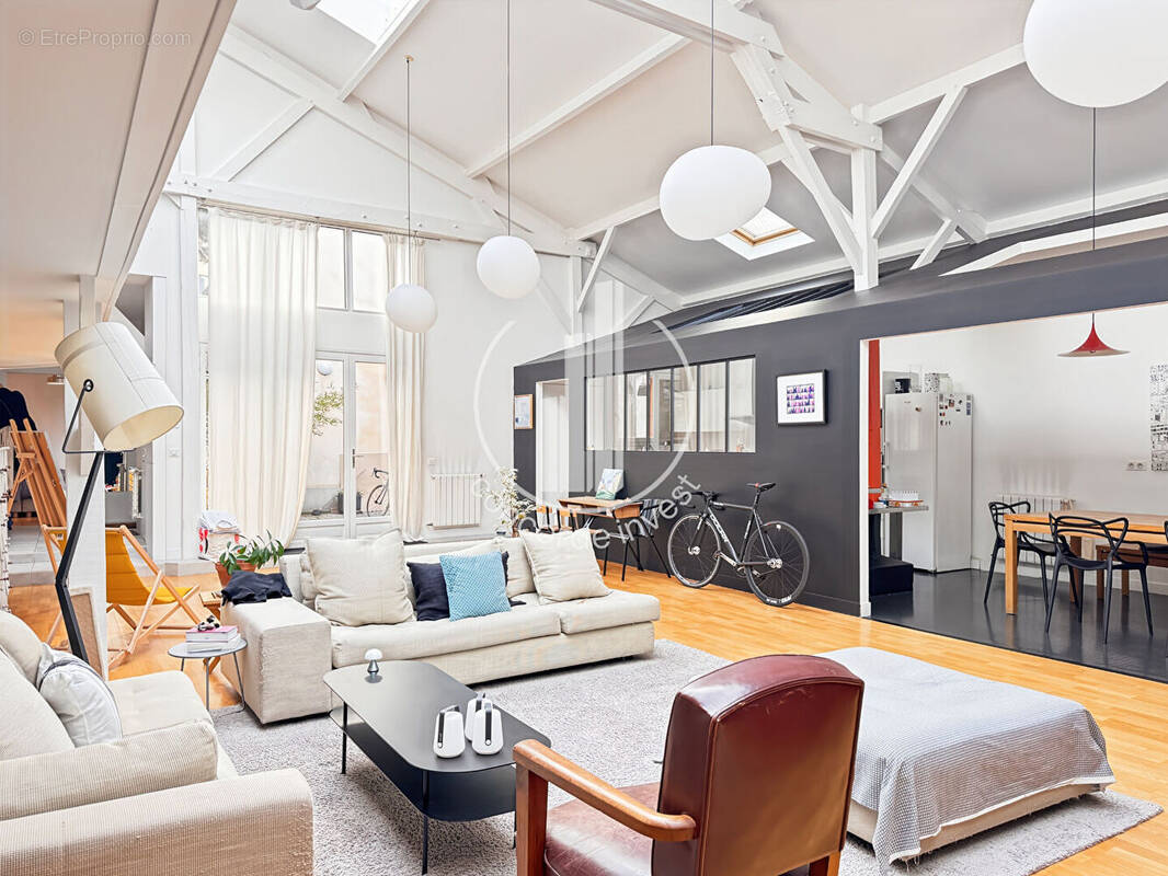 Appartement à PARIS-20E