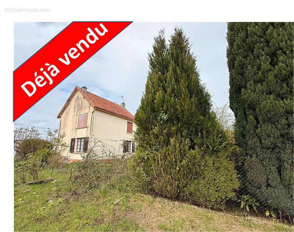 Maison à DONCHERY