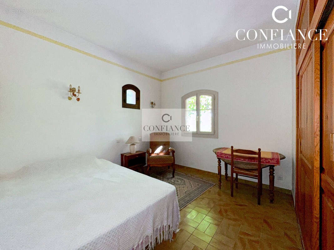 Appartement à LA GAUDE