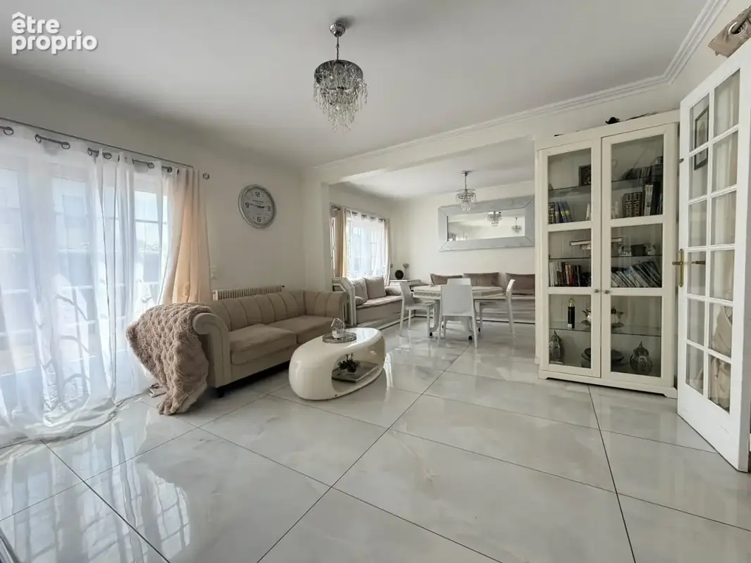 Exclusivité à Mitry-Mory  maison familiale de 151 m2 édifiée sur un terrain de 470 m2 - photo 3