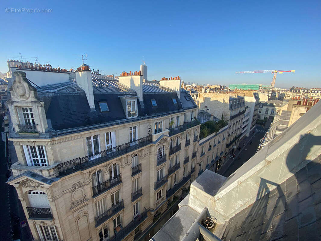 Appartement à PARIS-17E