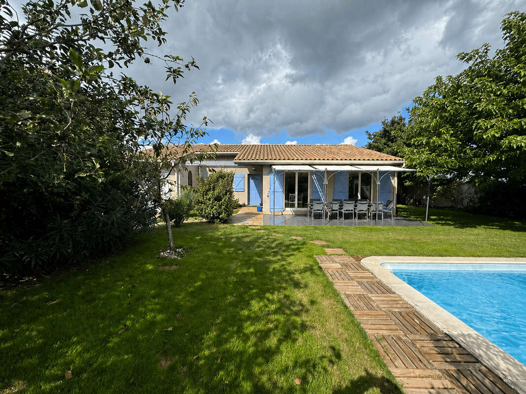 Maison à FROUZINS