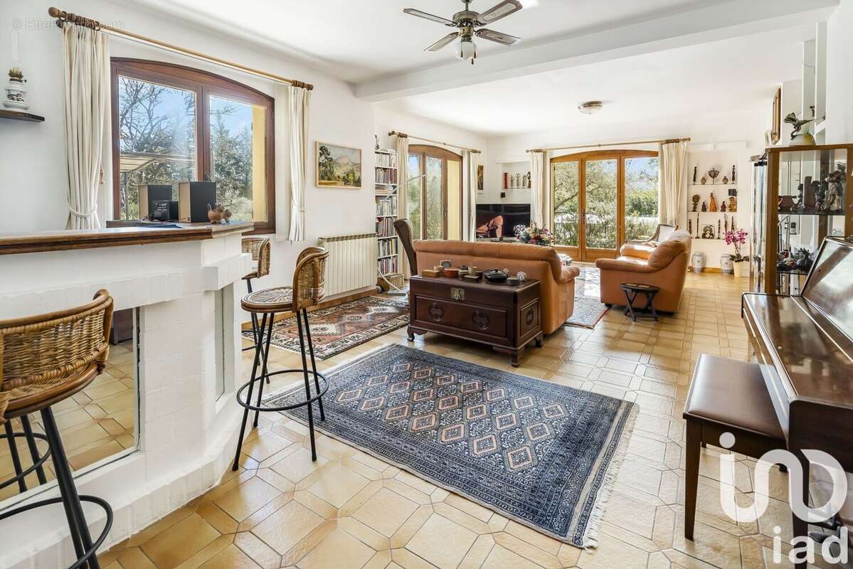 Photo 7 - Maison à SAINT-MAXIMIN-LA-SAINTE-BAUME