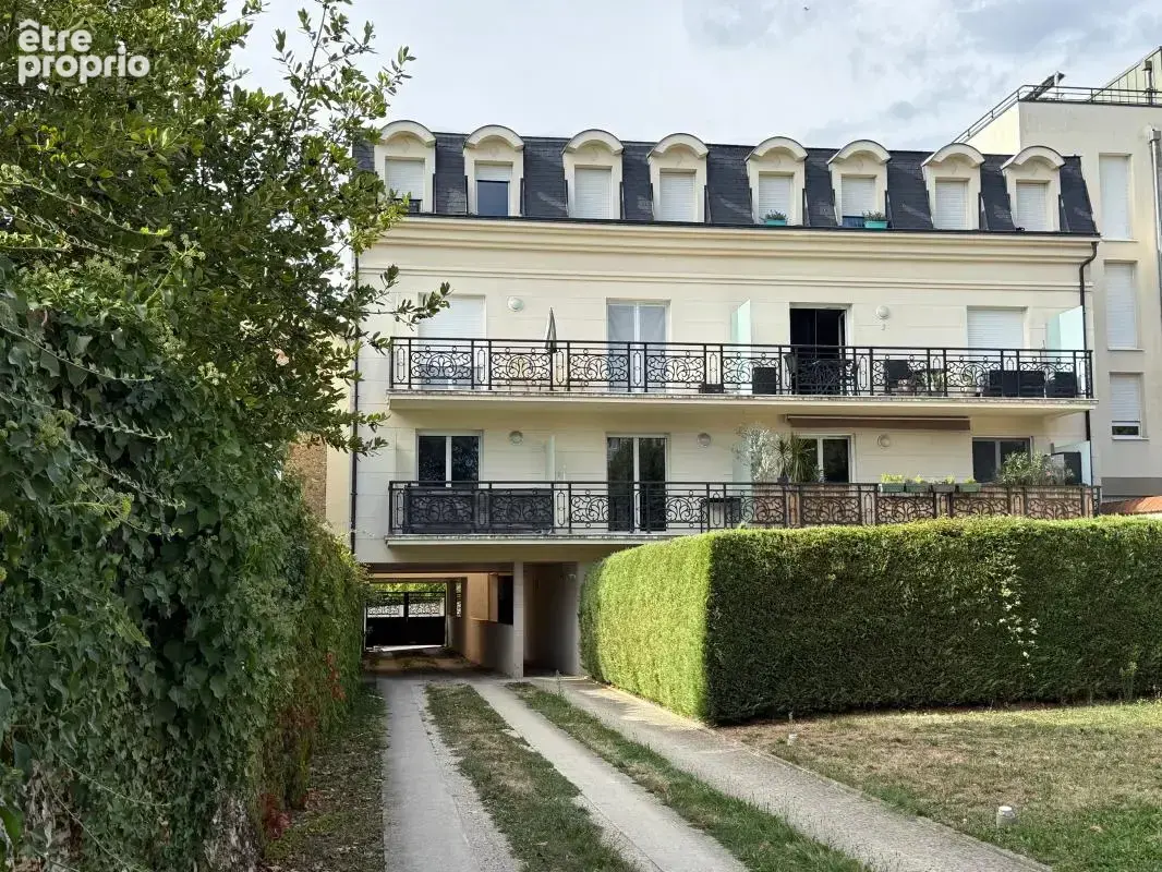 Appartement À Vendre - photo 2