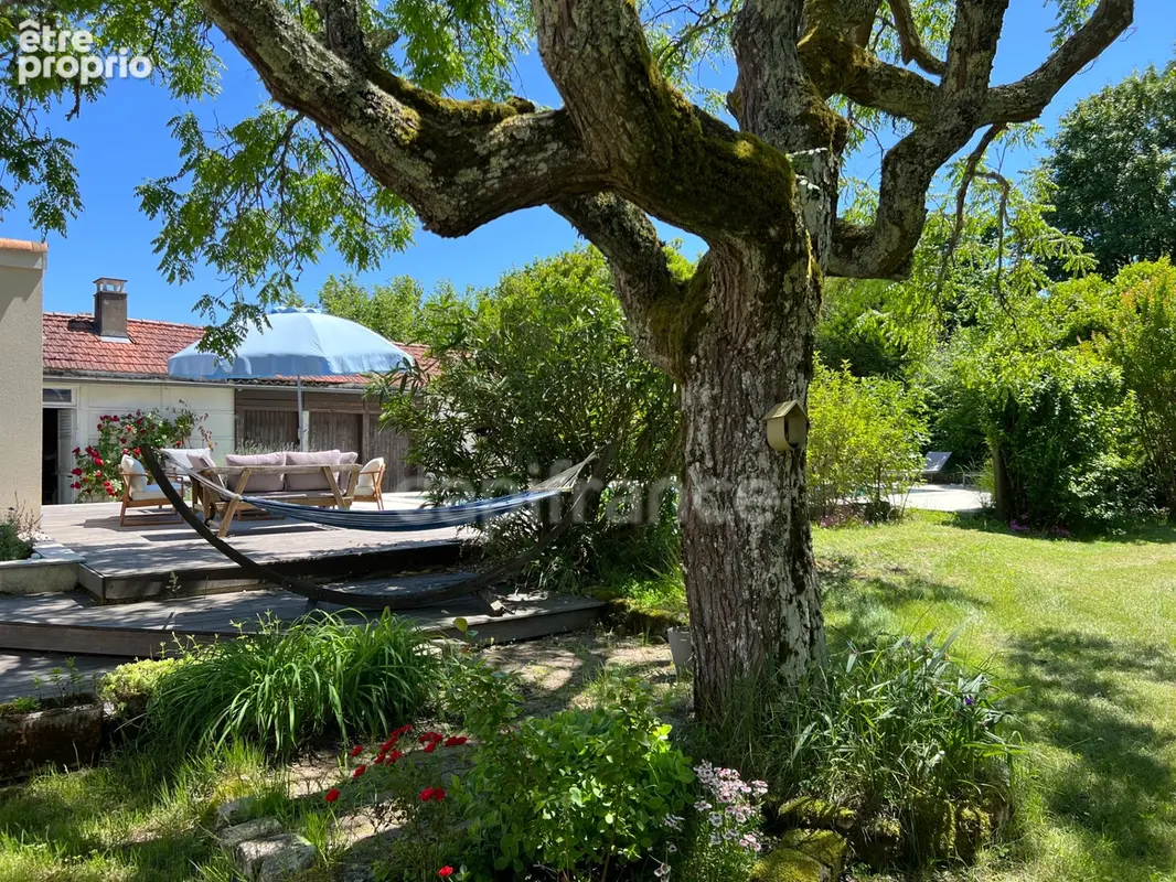 Maison en pierre avec piscine au cœur du Bourgeais - Entre pierre, lumière et nature - Lansac (33) - photo 17
