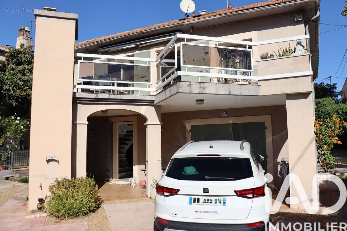 Photo 1 - Maison à MARSEILLE-13E