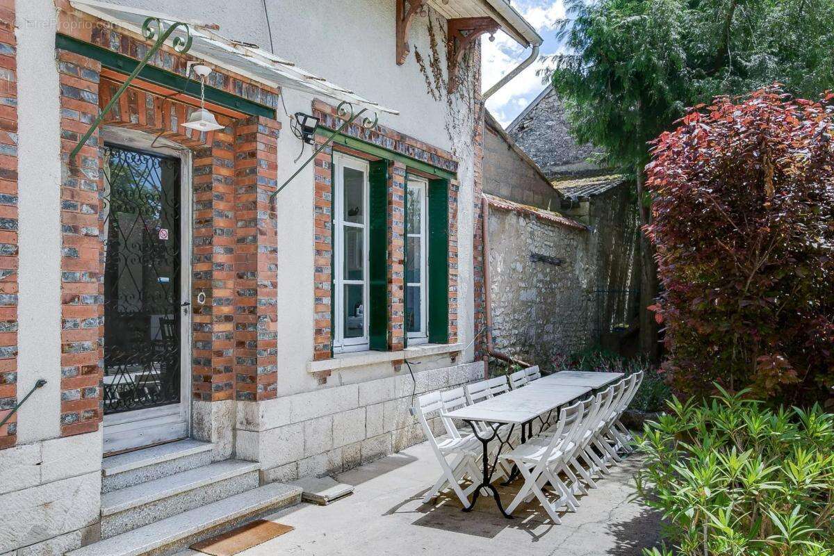 Maison à SOUPPES-SUR-LOING
