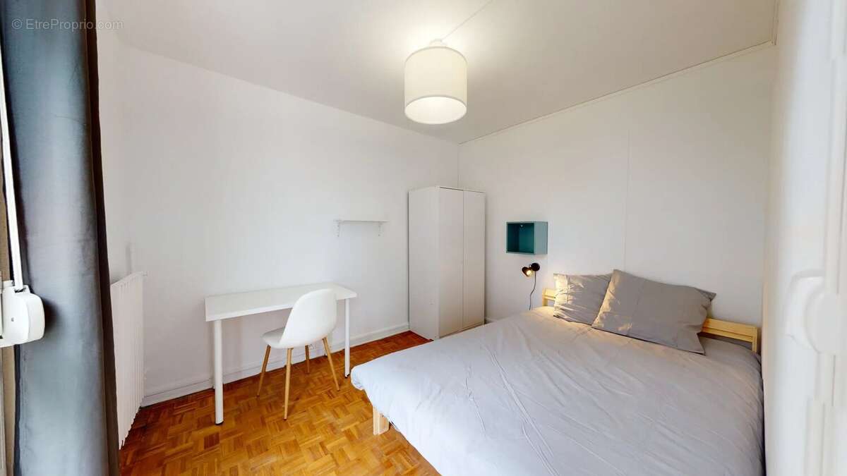 Appartement à MONT-SAINT-AIGNAN