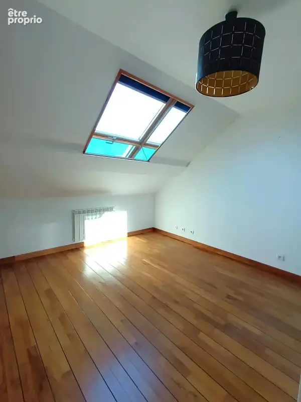 Lans en vercors.Très beau T4 de plus de 122m2 (135m2 sol) ,avec VUE MAGNIFIQUE ! Plus terrasse et double garage . - photo 18