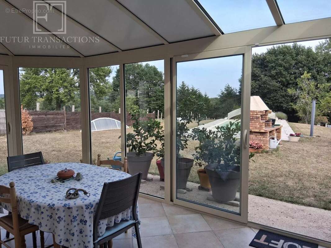 Maison en pierres avec piscine - photo 6