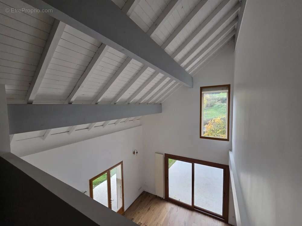 Villa 5 pieces vue sur le lac 160m² sur 3000m² terrain - photo 9