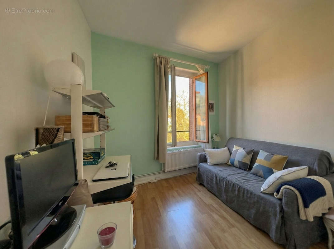 Appartement 83 m² à Albigny-Sur-Saone  - photo 6