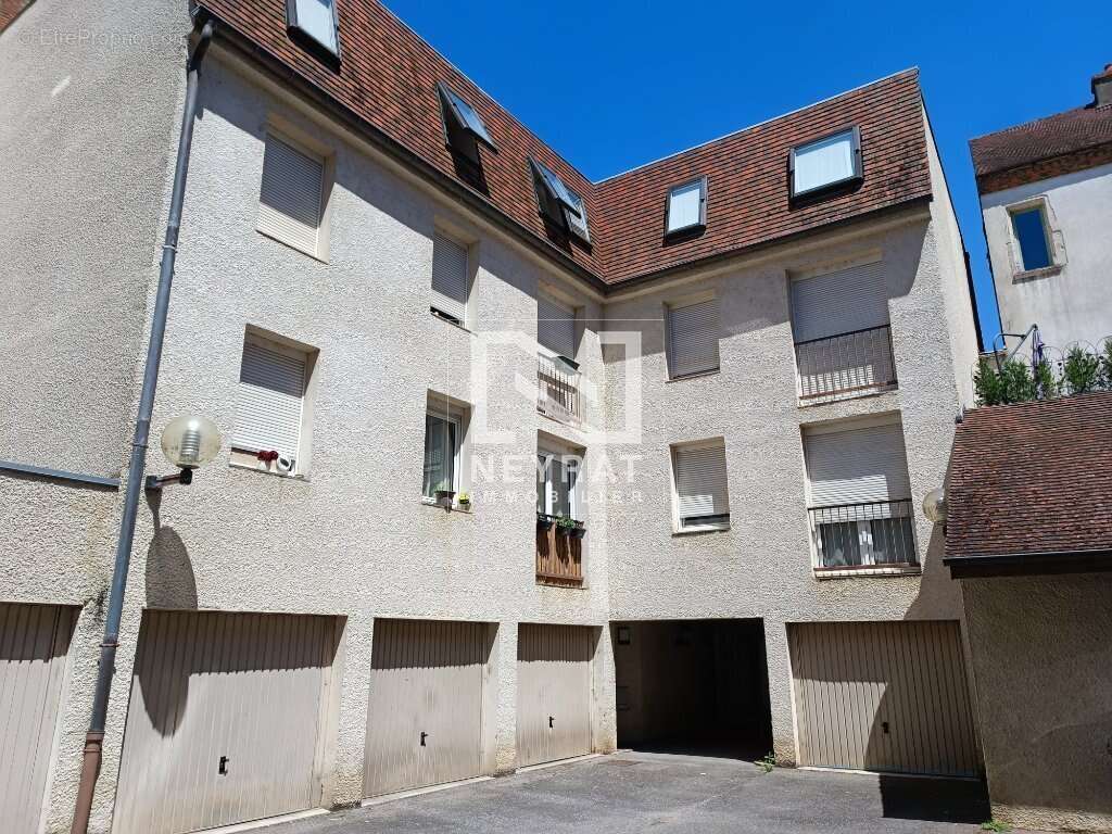 Appartement type 3 65.27 m2 avec cave et 2 garages VENDUS LOUES - photo 11