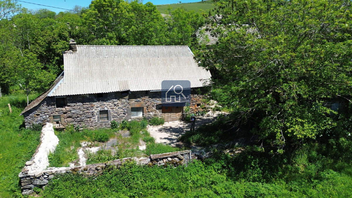 Maison à SAINT-CHELY-D'AUBRAC