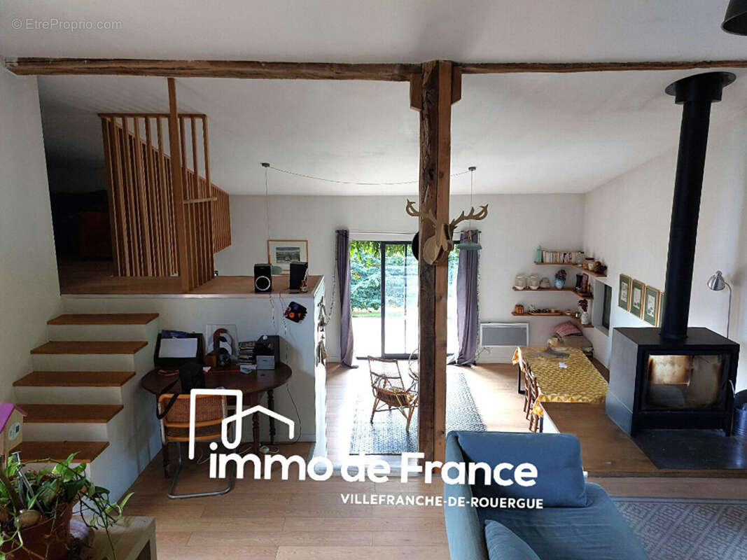 Maison à LA SALVETAT-PEYRALES