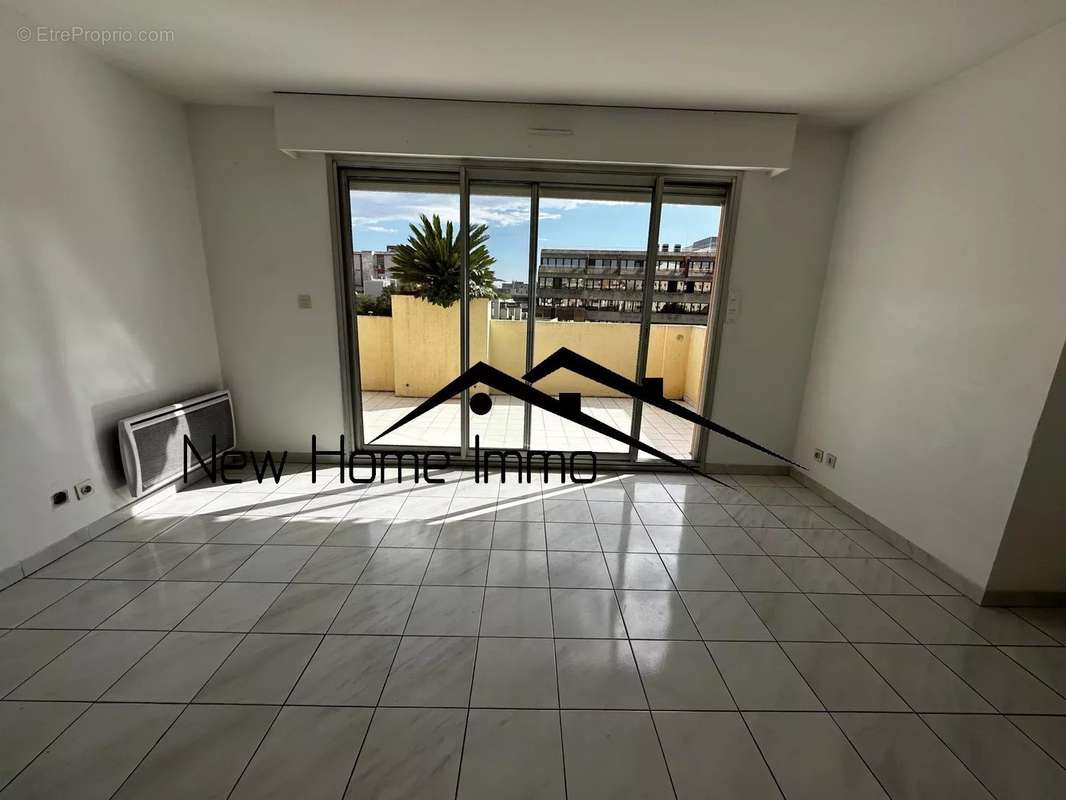 Appartement à MARSEILLE-8E
