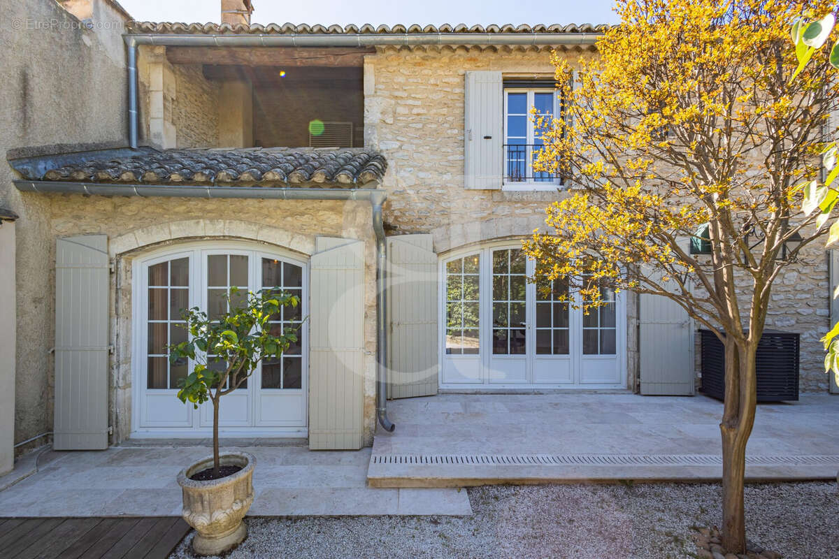 Maison à SAINT-REMY-DE-PROVENCE