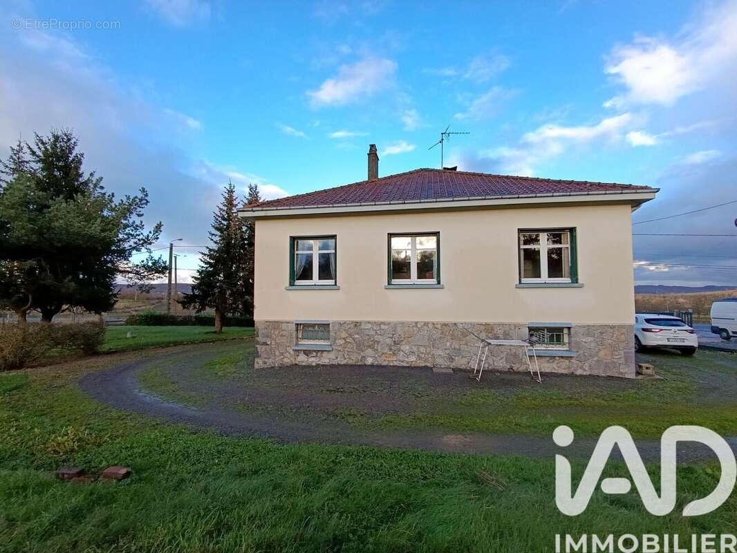 Photo 2 - Maison à GIVET