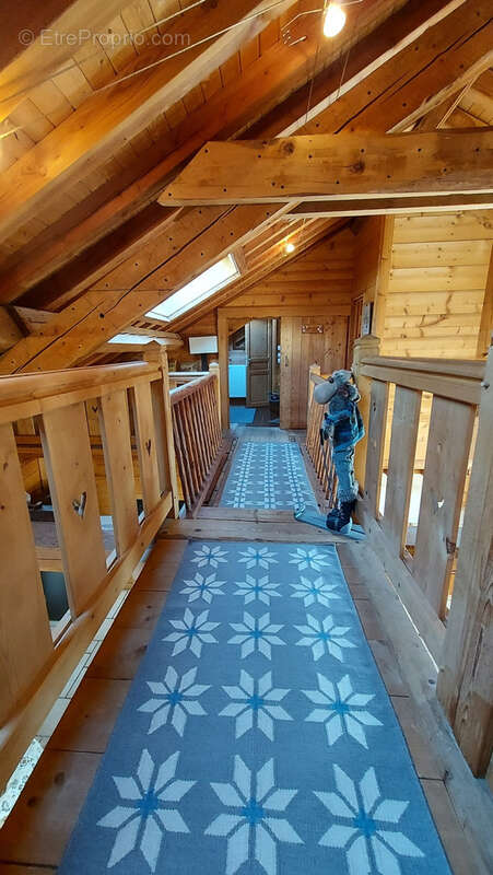 Maison à CHANTELOUVE