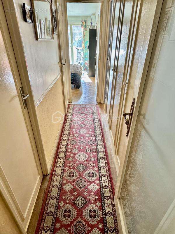 Appartement à PARIS-10E