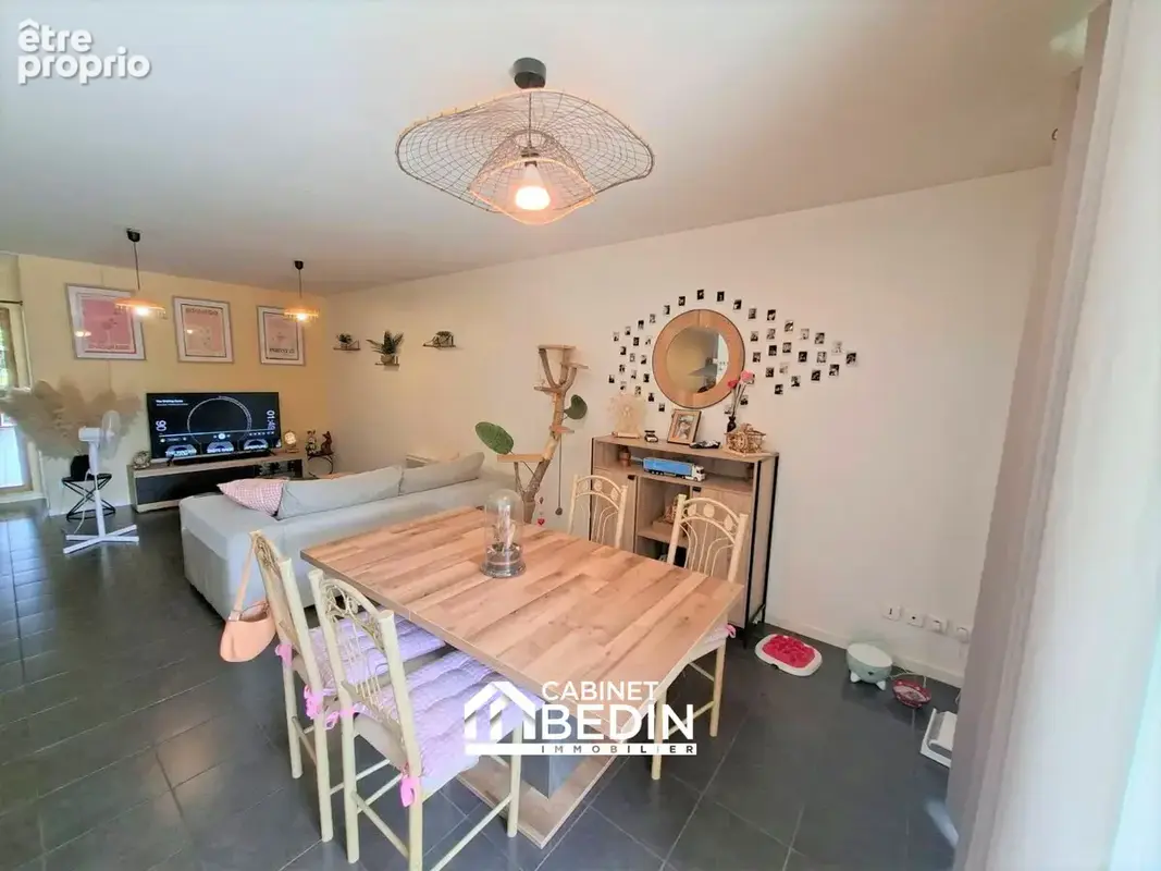 Appartement 10 pièces 270 m² à vendre à Villenave-D'ornon (33140) - photo 3