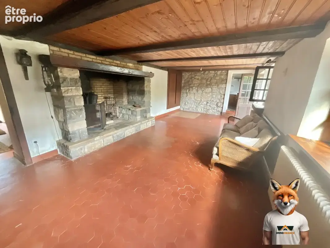 Photo Maison à Les Combes au prix de 220 000€