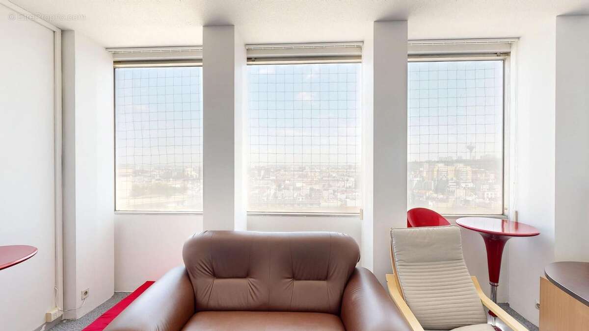 Plateau de Bureaux 14 rue Scandicci - photo 23