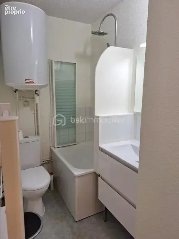 Studio lumineux avec vue dégagée – port olona - photo 9