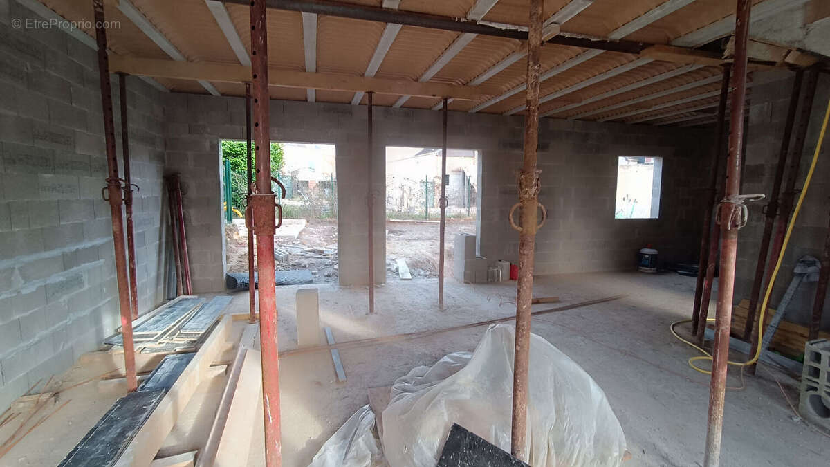 Maison à SAINT-CREPIN-IBOUVILLERS