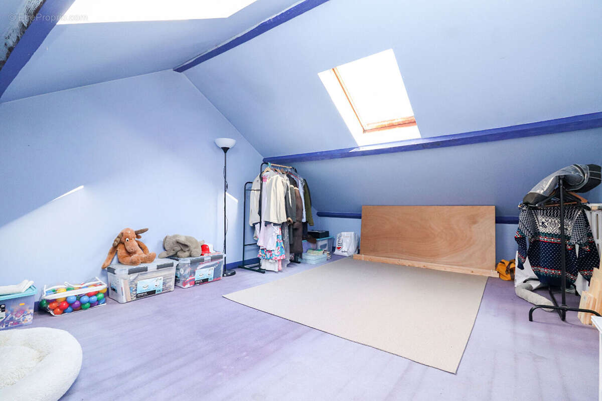 Appartement à PLOMBIERES-LES-DIJON