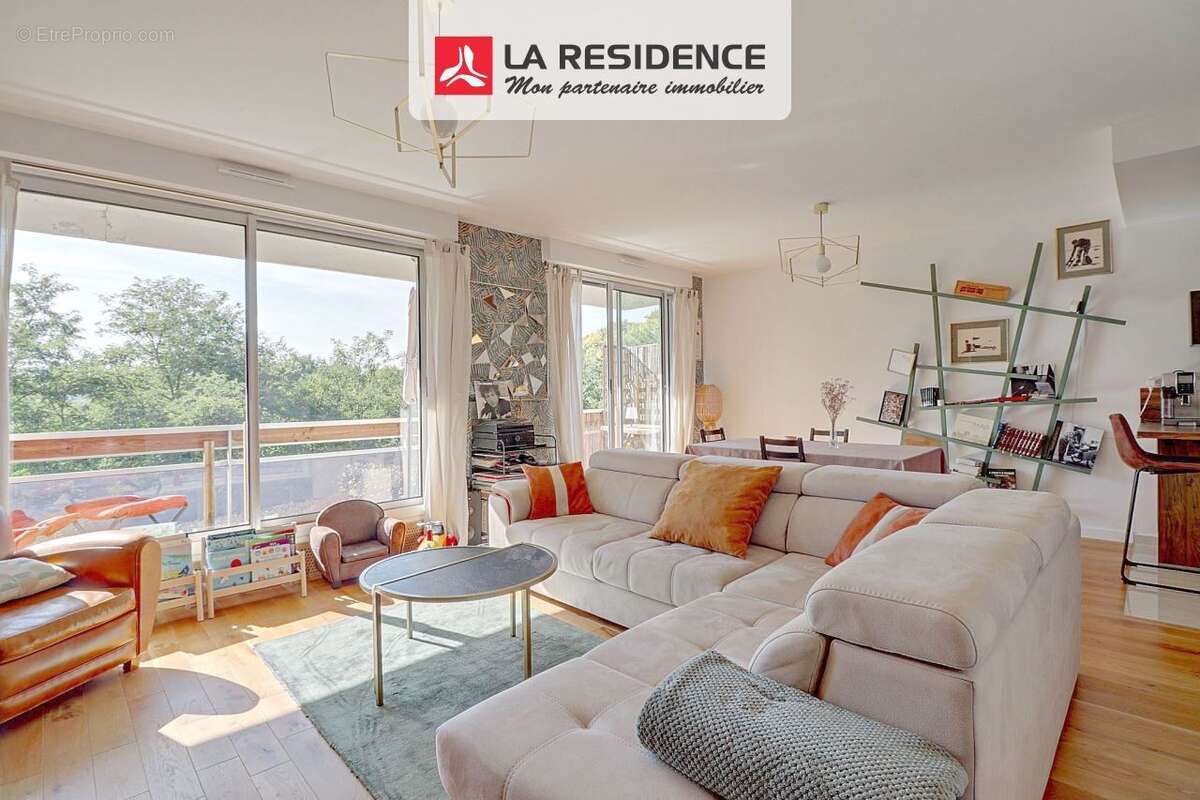 Appartement à MAREIL-MARLY
